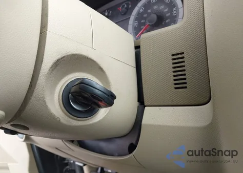 2008 Ford Escape Limited из США, поврежденный, VIN 1FMCU04198KE76974